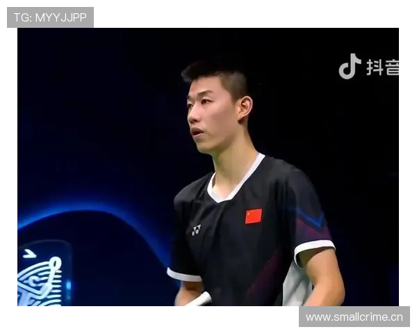 冯彦哲这生活也太拼了吧，训练完还能直接接着逛奢侈品店？