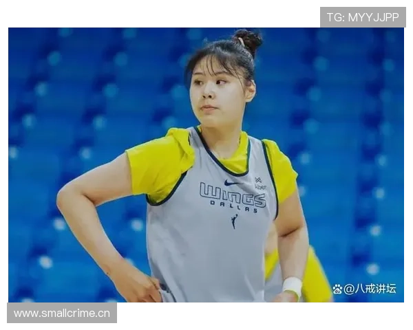 李月汝训练照像修行，派对照像走秀——刷到她的生活我这穷凡人直接懵