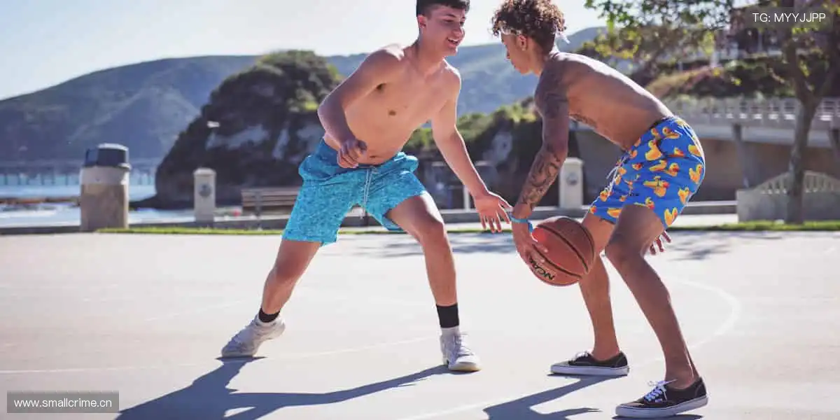 📺 实时解说，带你沉浸式感受赛场心跳！